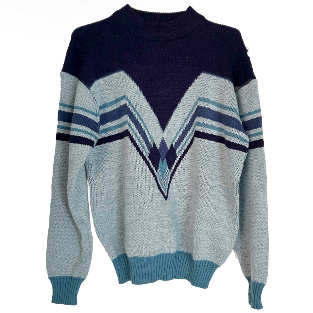 Vintage 1970s 1980s Men’s Blue Knit Sweater Stripe V Argyle Zig Zag Navy Jumper
